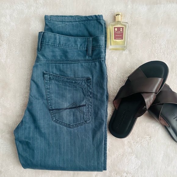 Set of Two Mantaray Regular Jeans - Picture 3 of 14